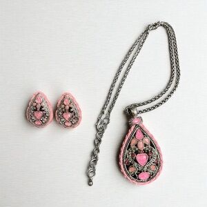 Vintage “Best” Signed Teardrop Pendant with Rhinestones  Silver Chain Set